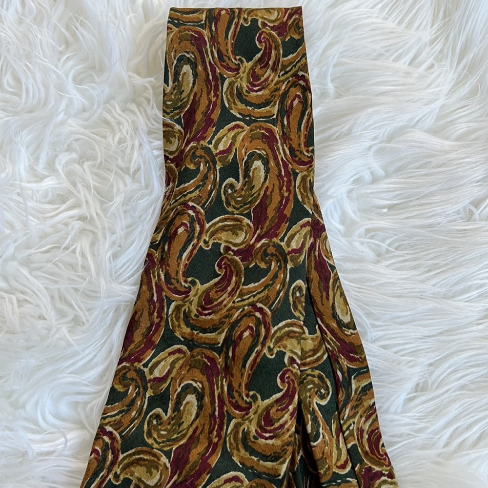 ✅ VINTAGE Fendi Paisley Print Luxury Tie  100% Silk - Picture 3 of 7